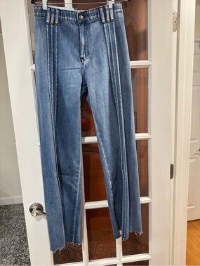 NWT Saige High-Rise Jeans
